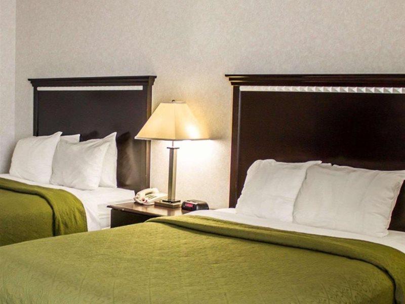 Quality Inn & Suites Mansfield Extérieur photo