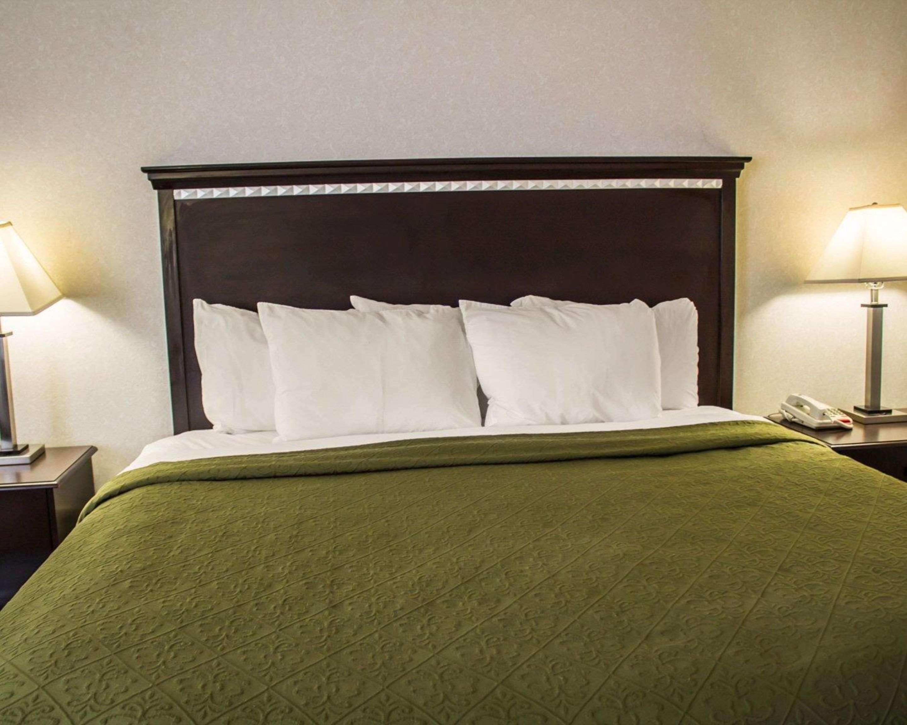 Quality Inn & Suites Mansfield Extérieur photo