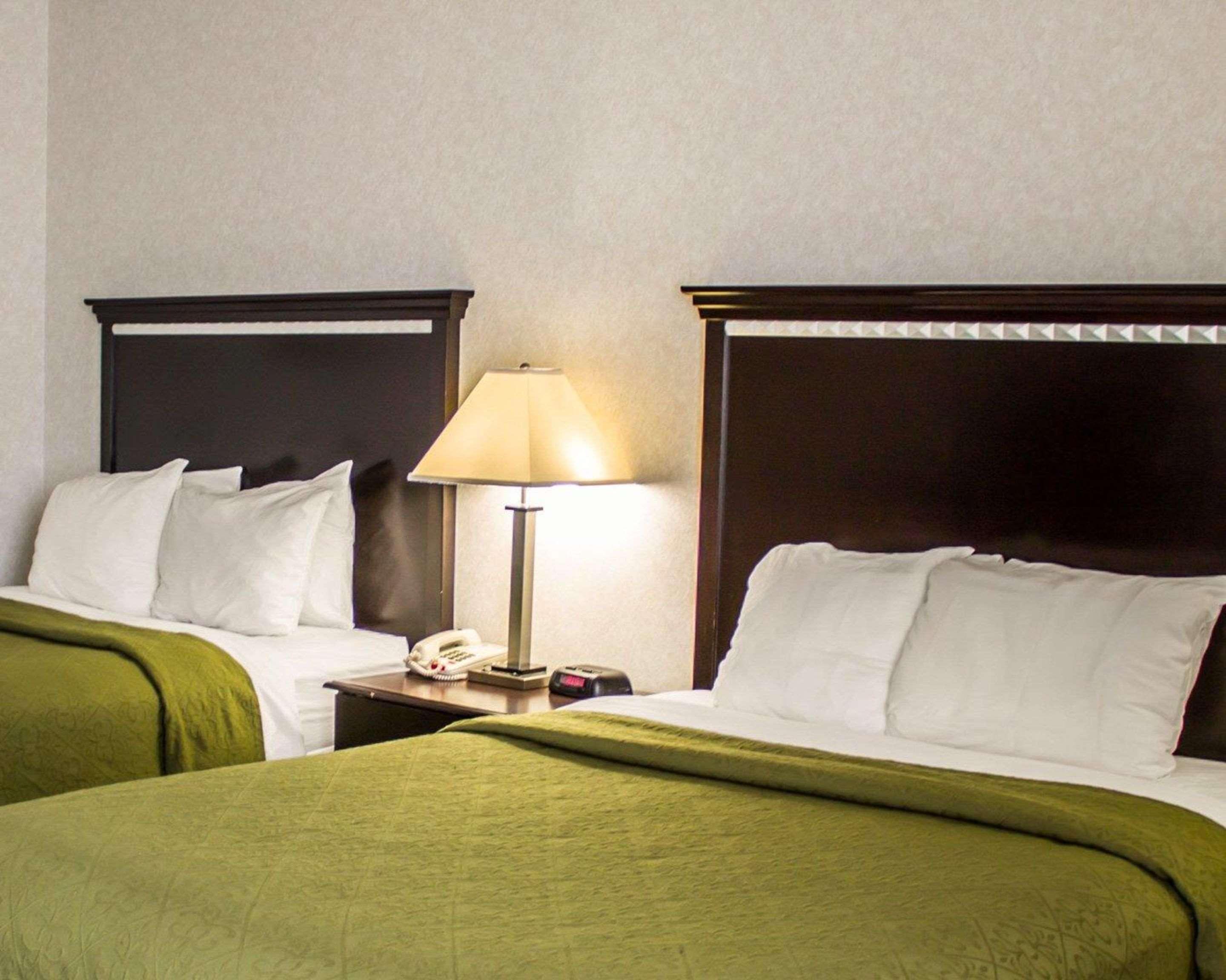 Quality Inn & Suites Mansfield Extérieur photo