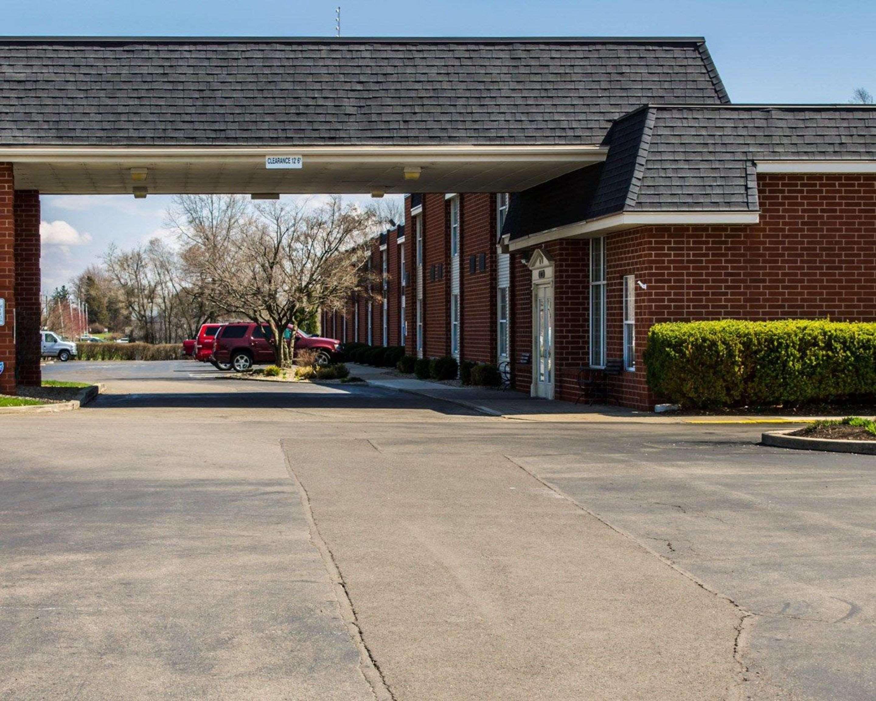 Quality Inn & Suites Mansfield Extérieur photo