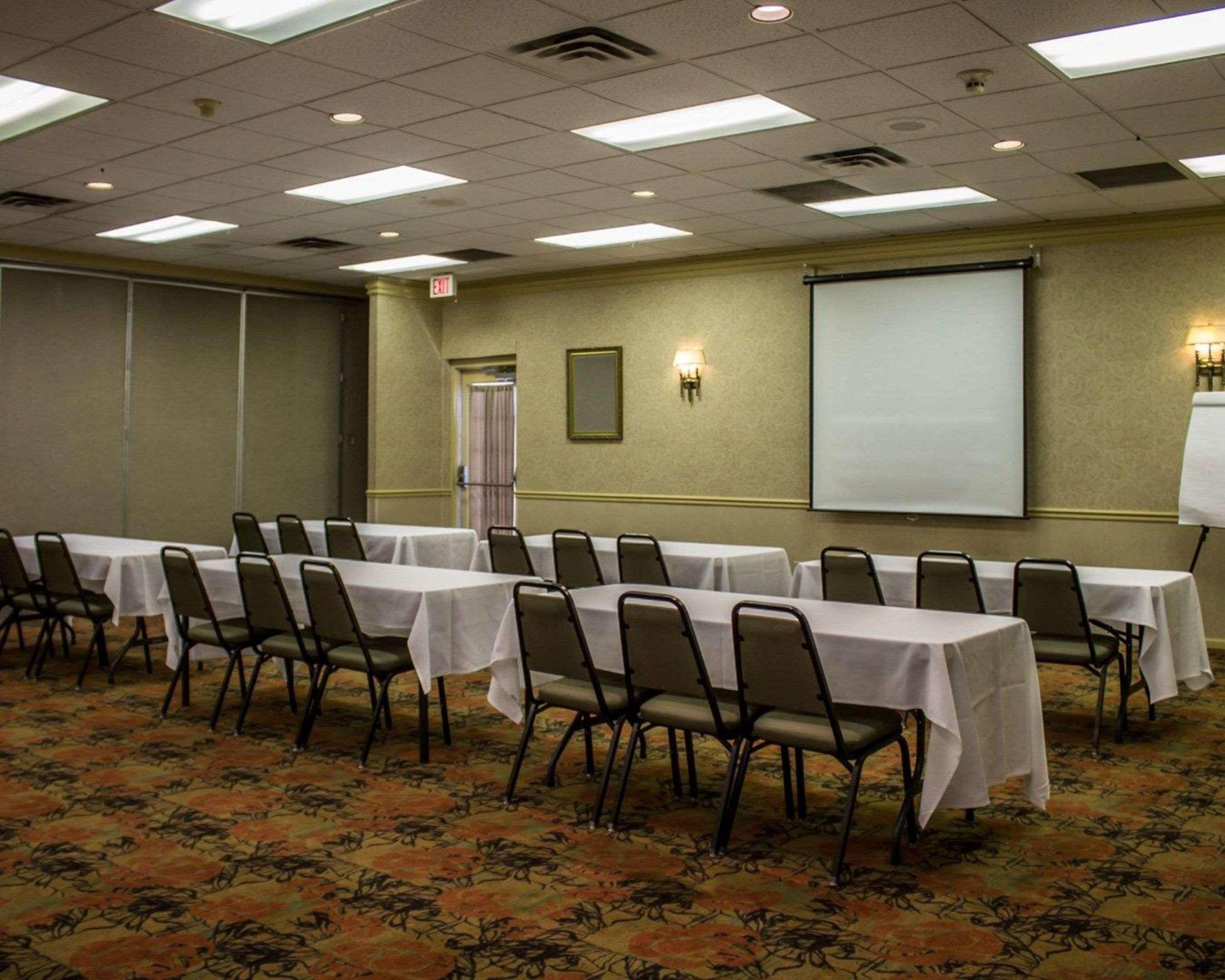 Quality Inn & Suites Mansfield Extérieur photo