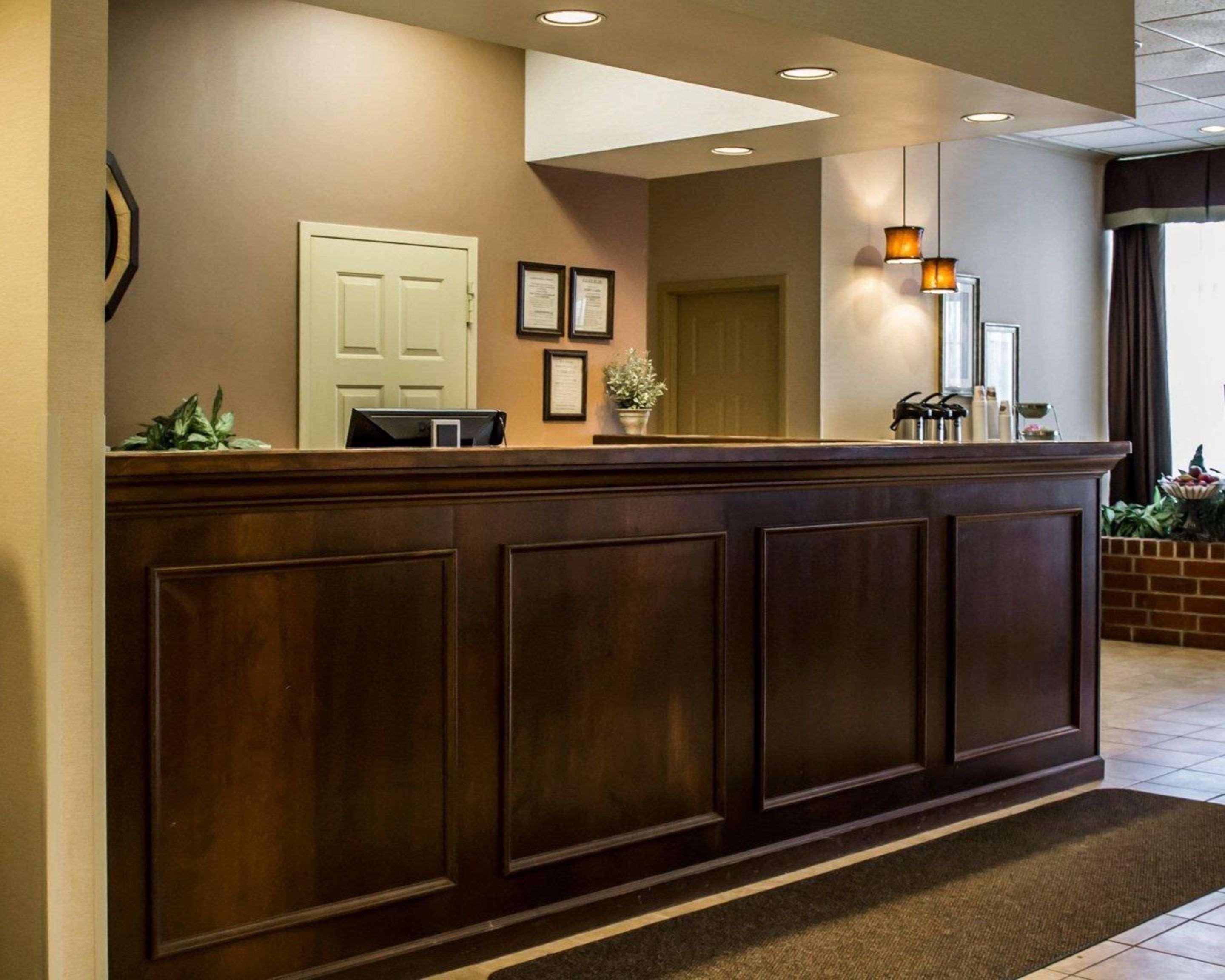 Quality Inn & Suites Mansfield Extérieur photo