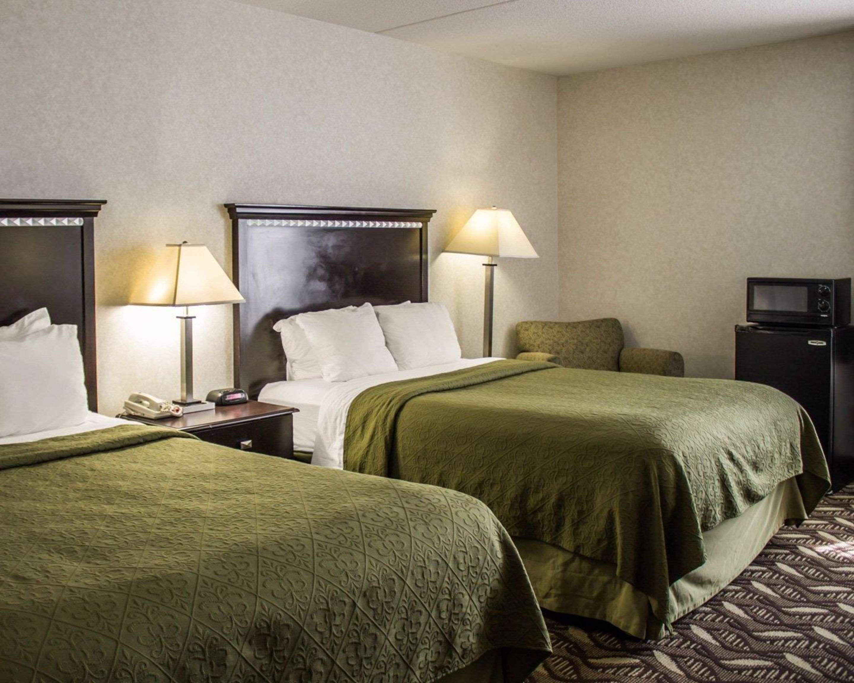 Quality Inn & Suites Mansfield Extérieur photo