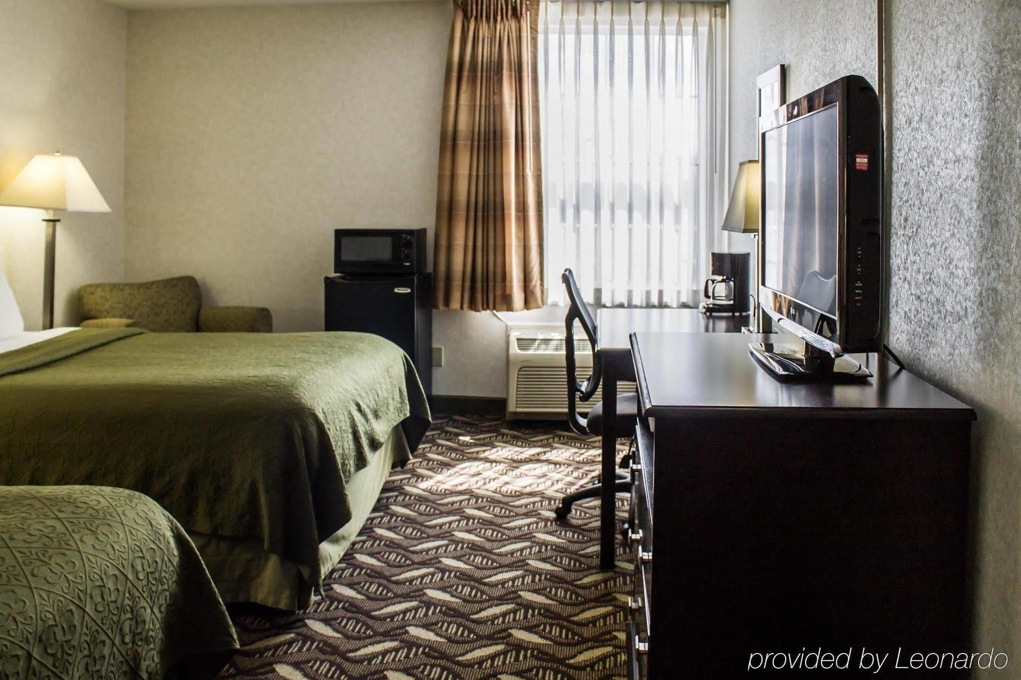 Quality Inn & Suites Mansfield Extérieur photo