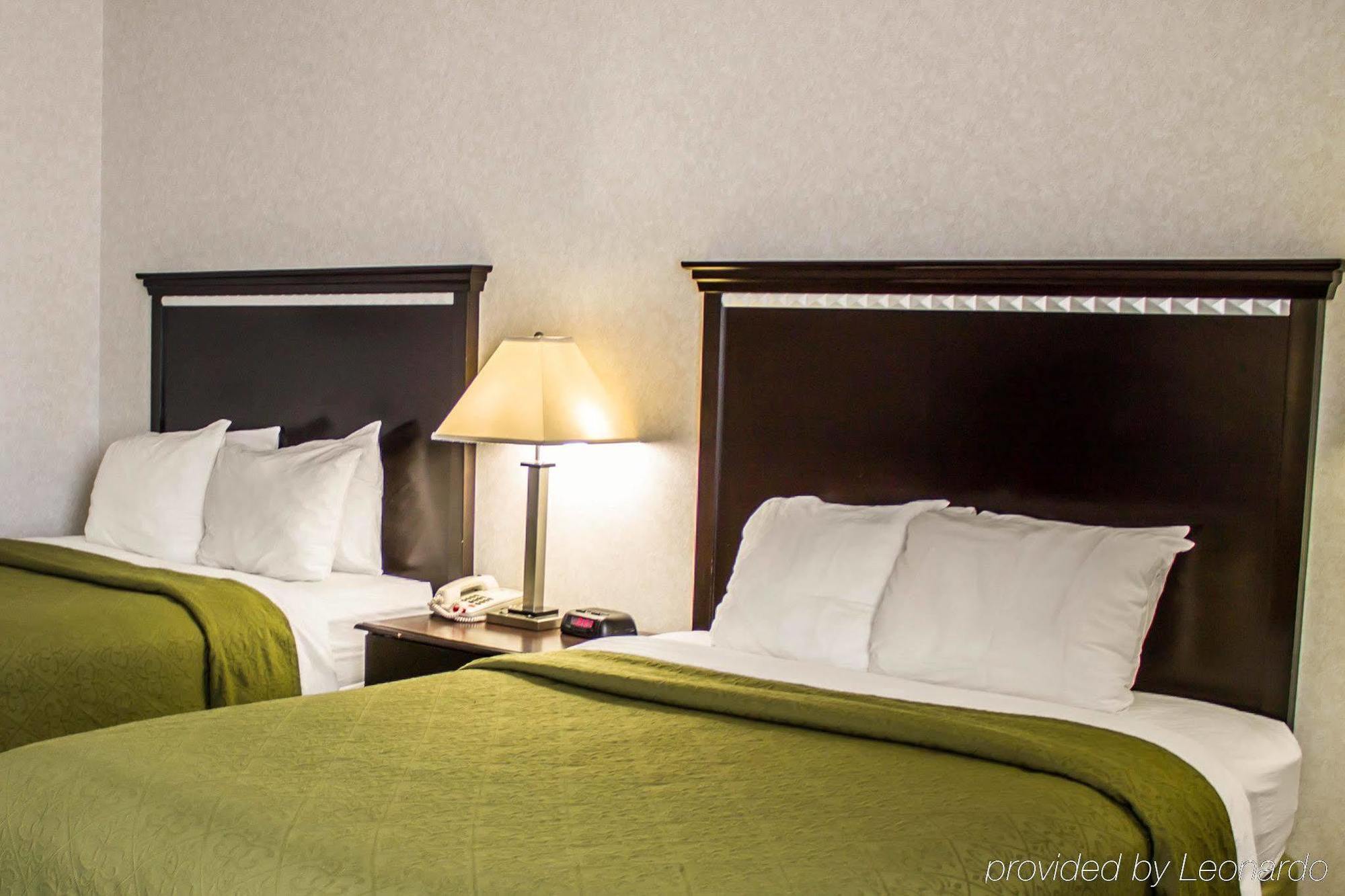 Quality Inn & Suites Mansfield Extérieur photo