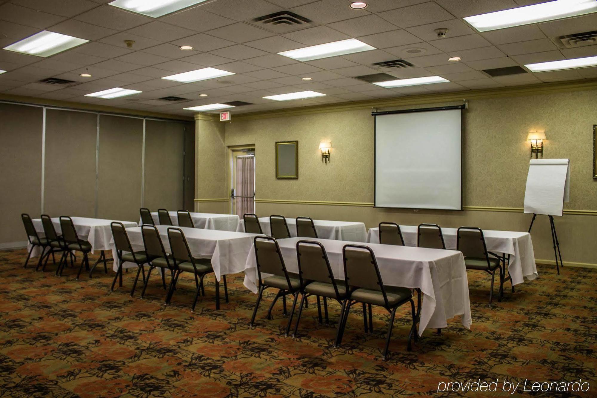 Quality Inn & Suites Mansfield Extérieur photo