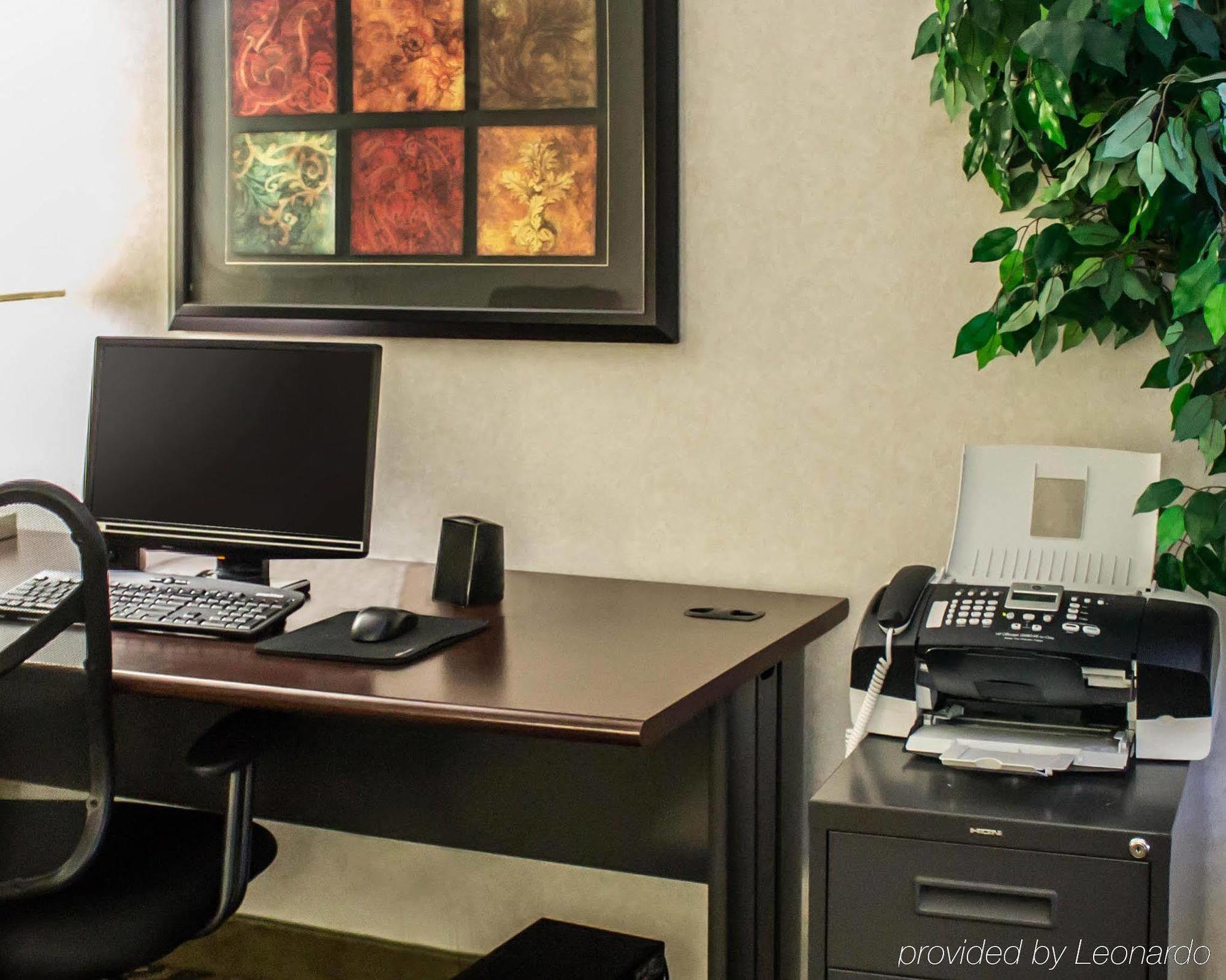 Quality Inn & Suites Mansfield Extérieur photo